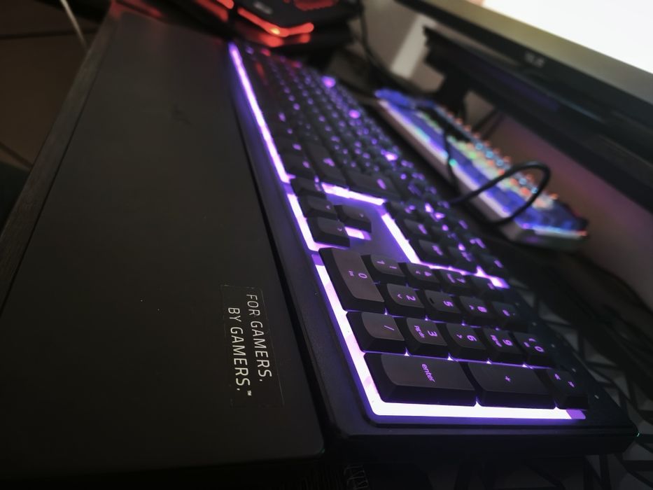 Teclado Razer ornata X membrana silencioso
