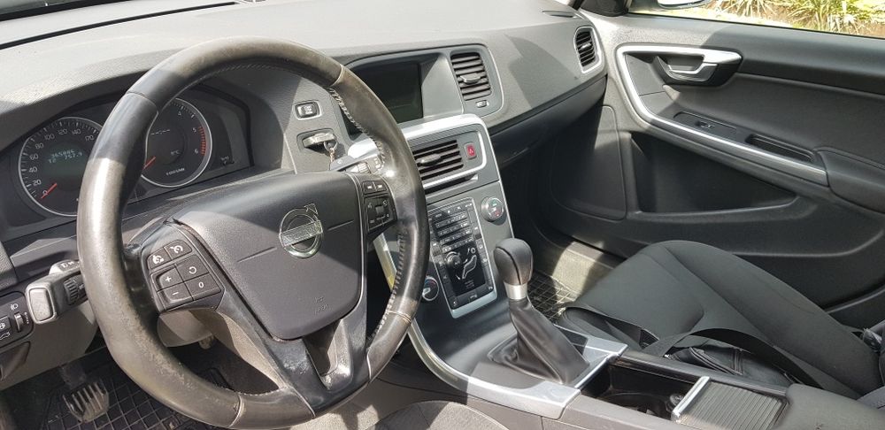 Volvo S60 1,6 D w dobrym stanie