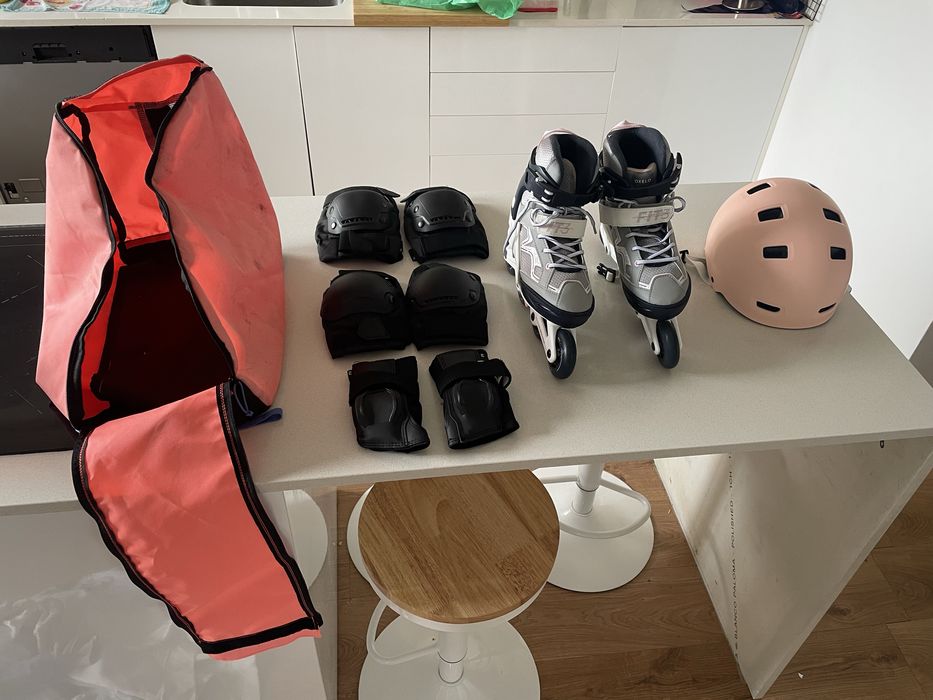 Patins em Linha + acessorios