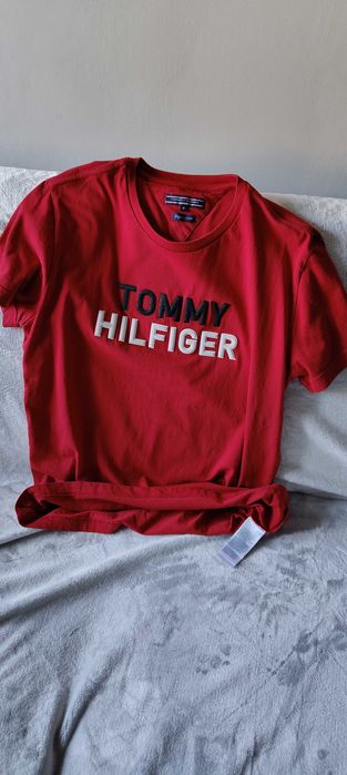 Tommy Hilfiger T-shirt oryginalny.