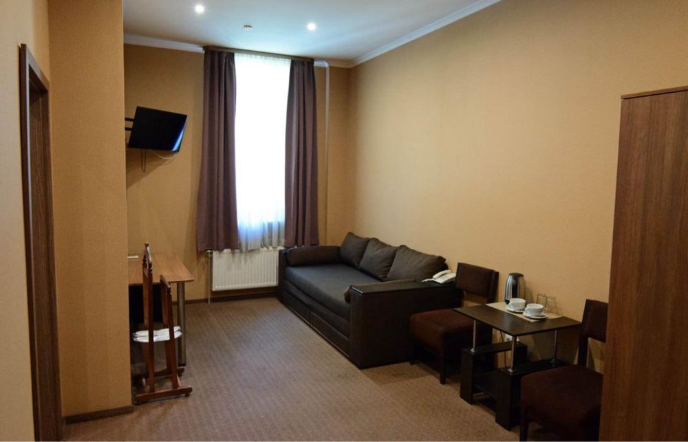 ПРОДАЄТЬСЯ-Бізнес Центр”KRAKOW”,Ресторанно-Готельний Комплекс/в м.Київ