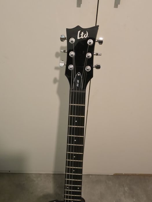 Guitarra Eléctrica ESP LTD EC- 10 BLK