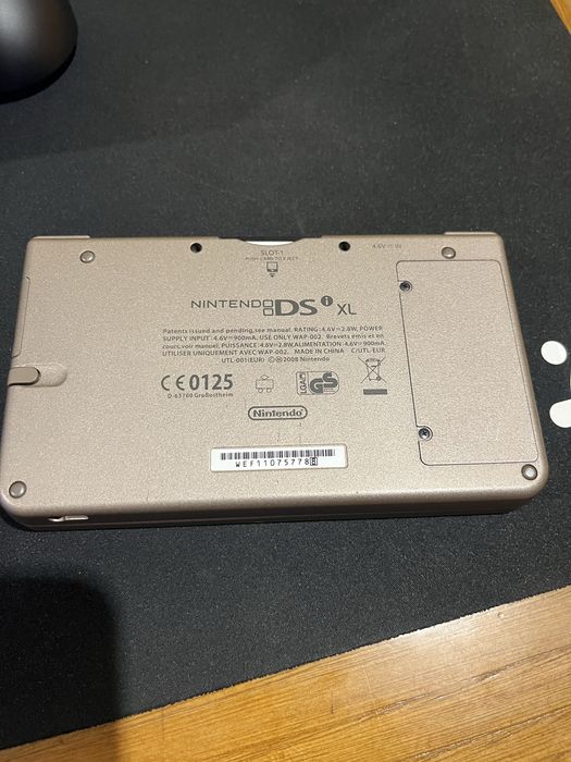 Nintendo DSI XL