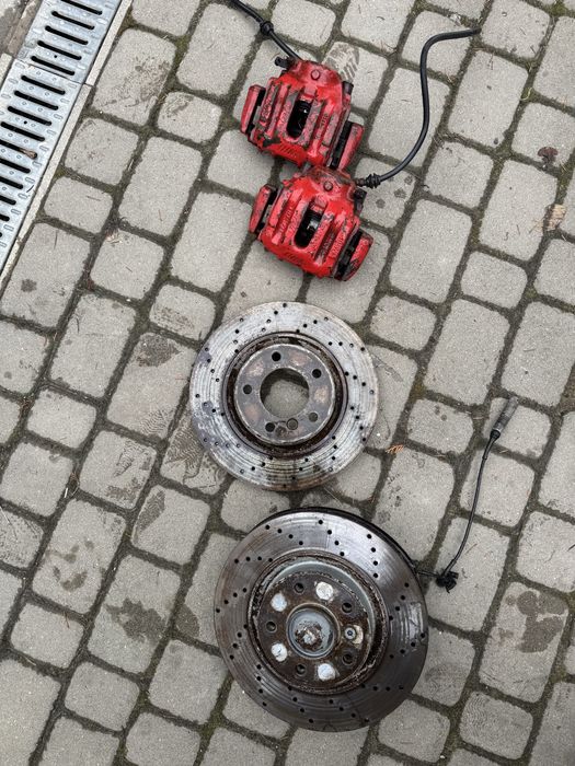 Передні тормоза е36