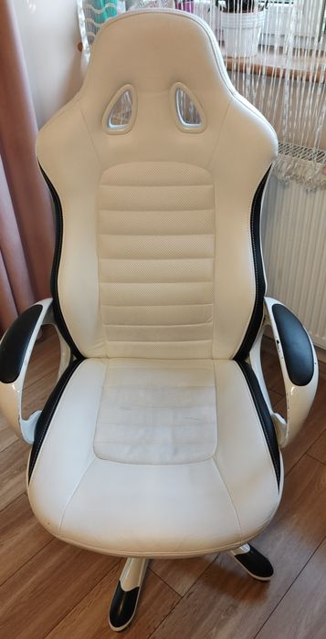 Fotel gamingowy biały