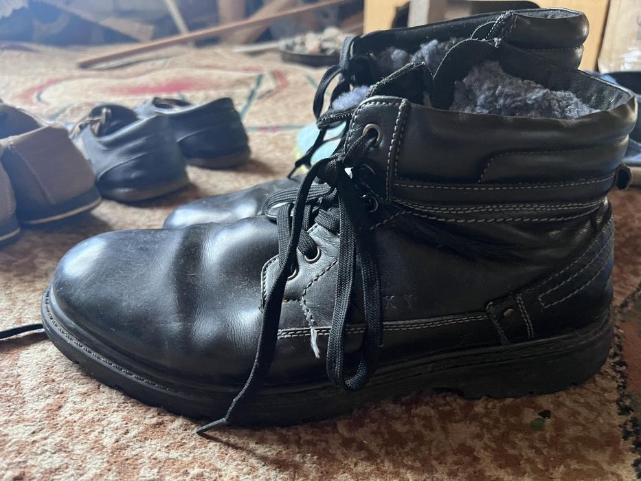 Кросівки туфлі чоловічі 40 41 42 43