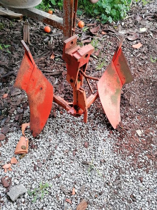Arado charrua agrícola