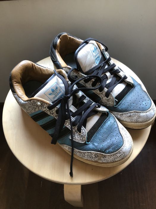 Sapatilhas adidas tamanho 42