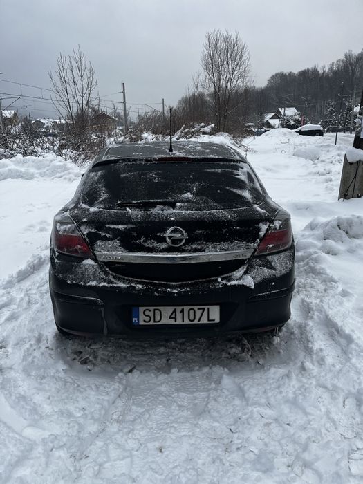 Opel Astra h 1.6 GTC