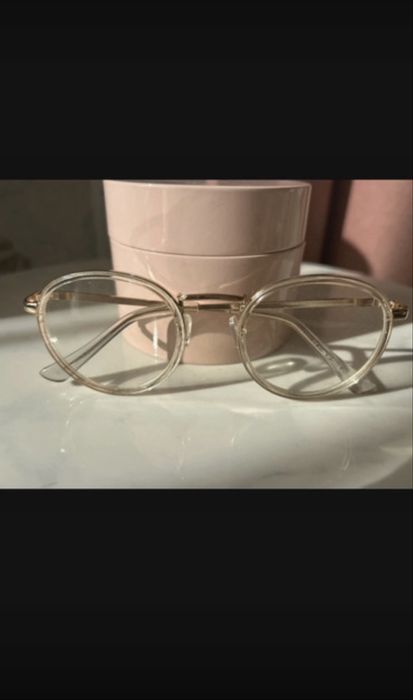 Reserved okulary zerówki oprawki przezroczyste