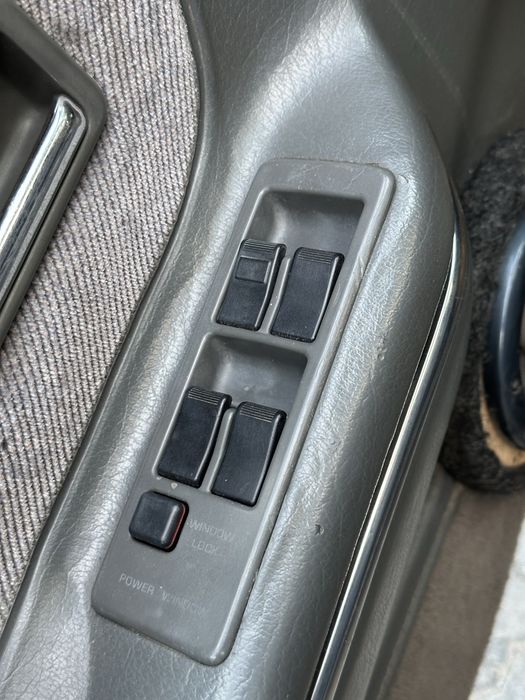 Продам mazda 626
