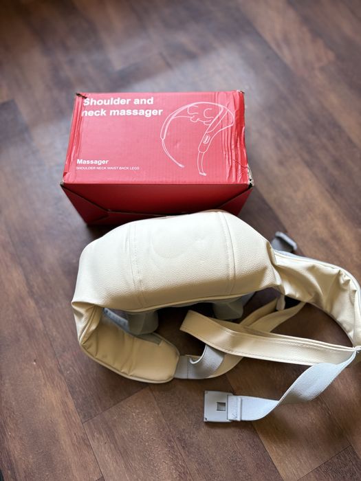 Масажер для спини і шиі