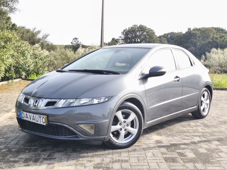 Honda Civic VIII 1.4 VTEC Comfort Ano 2009
