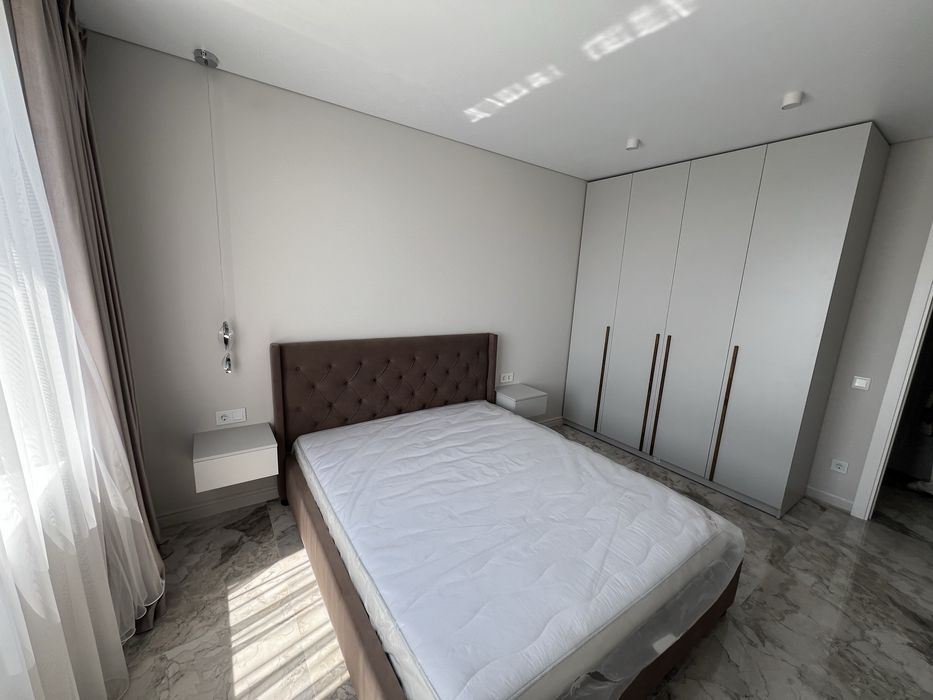 Продаж гарноі 2кім квартири поряд з парком