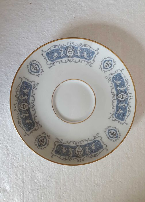 Belíssimo prato de porcelana SPAL - 15 cm