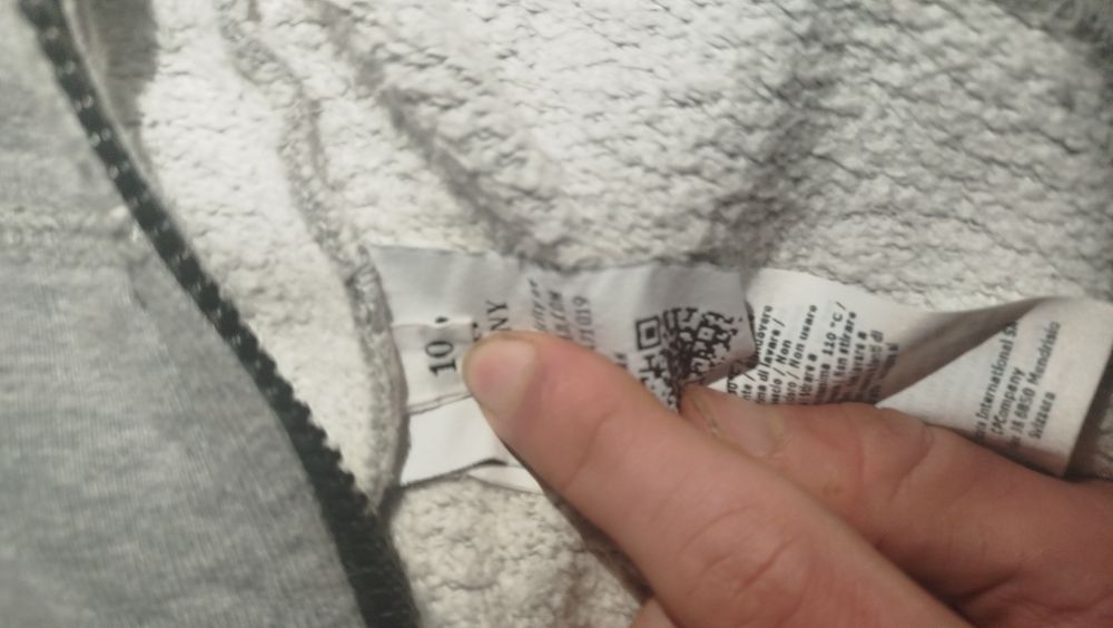 зип худи ( кофта ) от c.p company оригинал