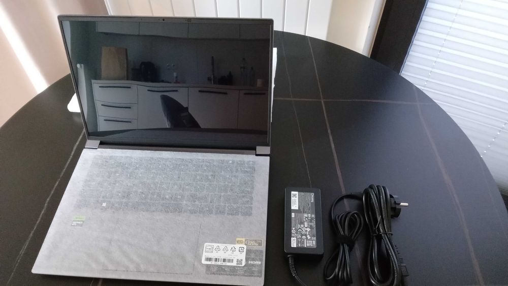 Acer Swift X 14 SFX14-72G – Ultra 7 155H / RTX 4060 / 32GB / OLED