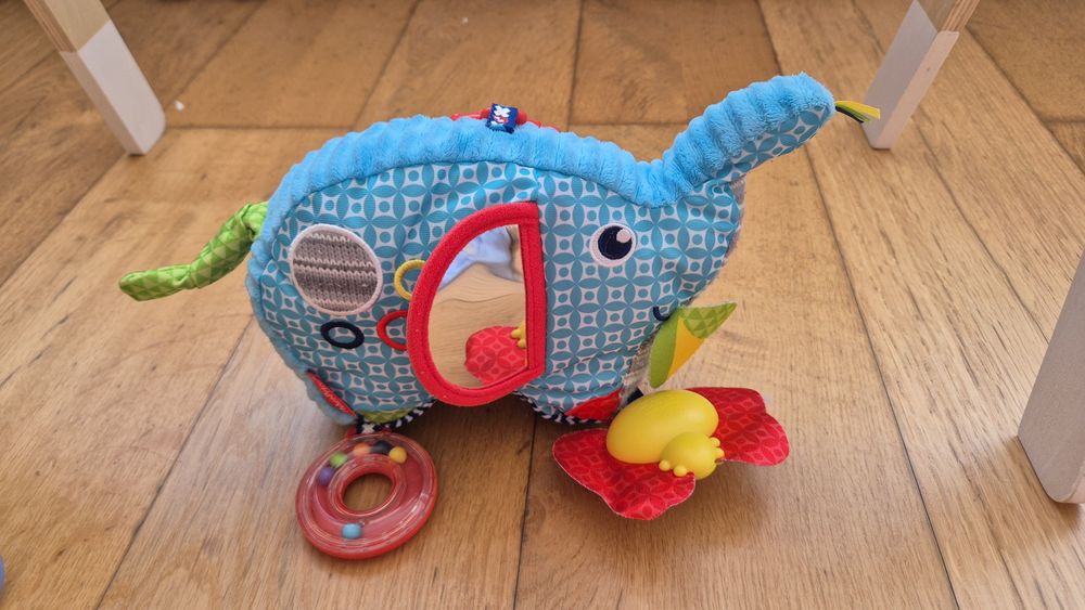 Conjunto de brinquedos estimulação bebé