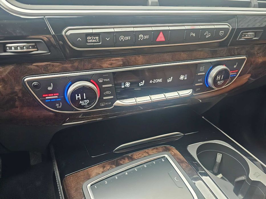 Audi Q7 Prestige      2018