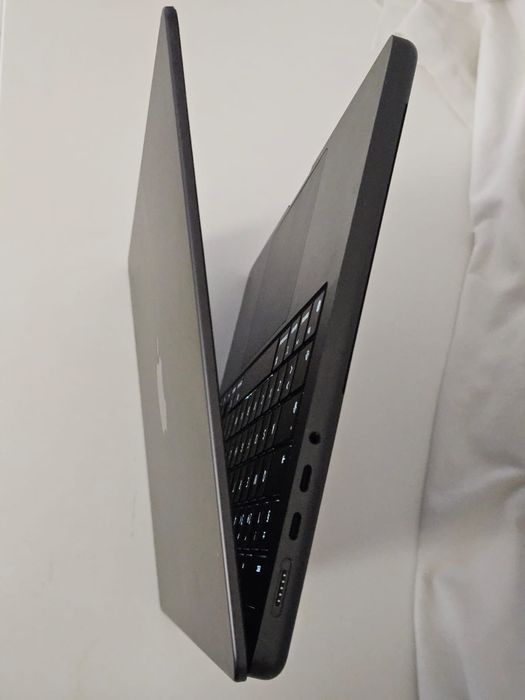 Macbook Pro M3 2023