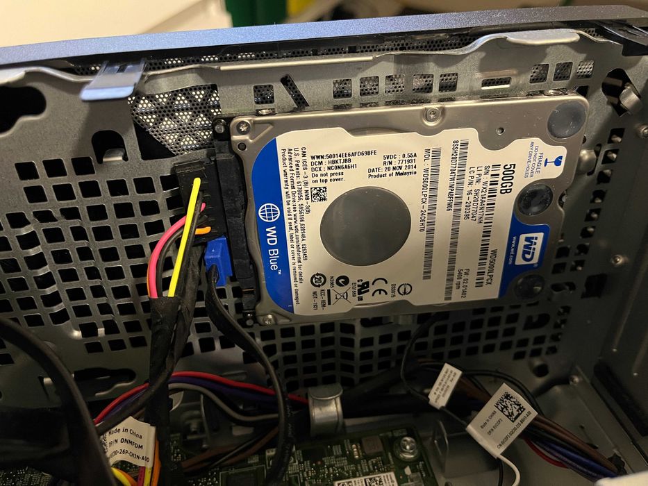 Komputer stacjonarny Dell Vostro 3910 i3-12300/8GB/256GB +500GB