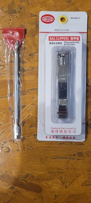 Кусачки , книпсер для ногтей , пушер для маникюра