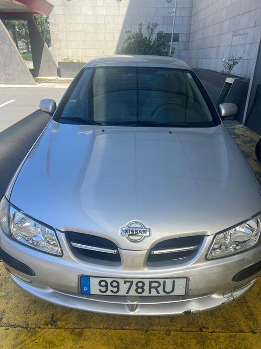 Nissan almera (gasolina)