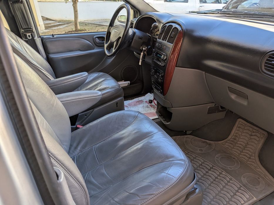 Chrysler Grand Voyager Automática