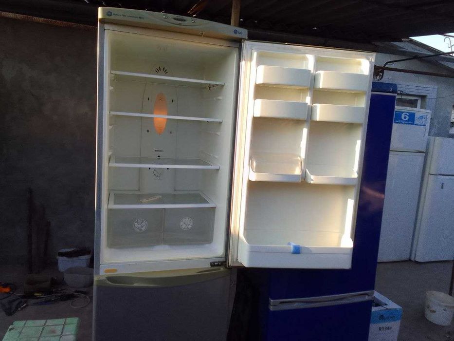 Холодильник LG  NO FROST сухая заморозка