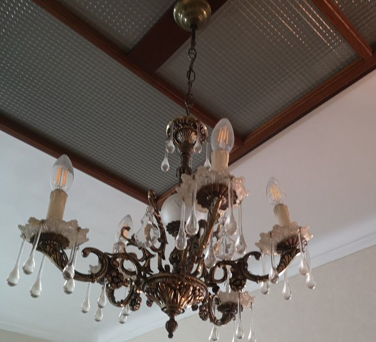 Candeeiro decorativo.