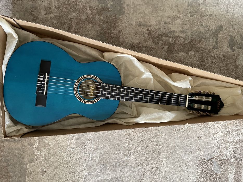 Гітара Valencia нова