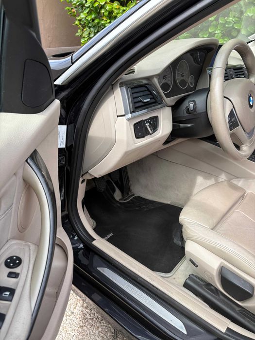 BMW 320d touring - f31 - 10/2012 - 373.000km
