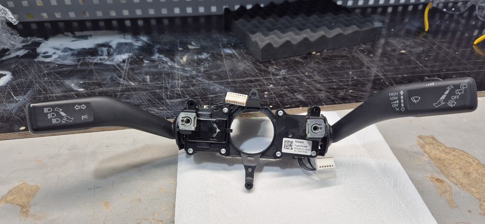 Підрульовий перемикач