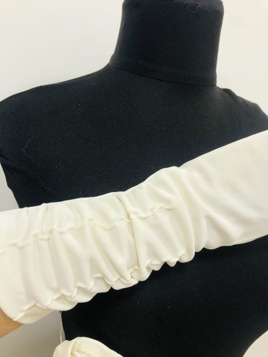 Перчатки для невесты свадебные перчатки.