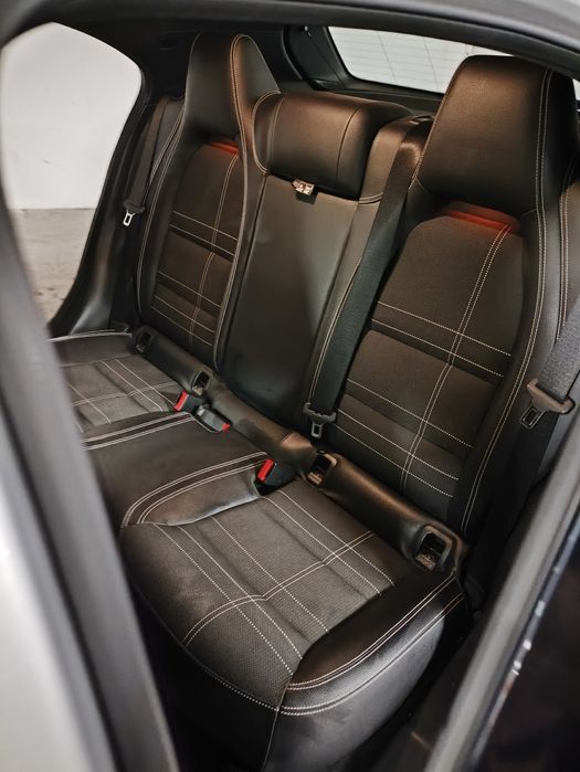 Mercedes-Benz A 160d AMG LINE