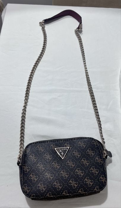 Mala guess castanha, em perfeito estado.