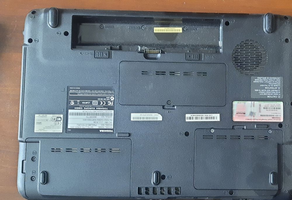 Ноутбук Toshiba Satellite A350D-20G