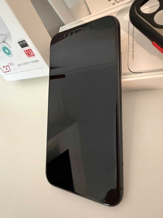 IPhone 11 128GB com fatura