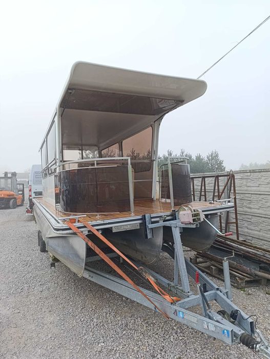 Houseboat Harris Kayot