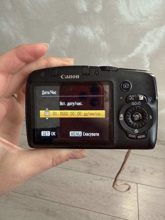 Цифровий фотоапарат Canon PowerShot SX120 IS