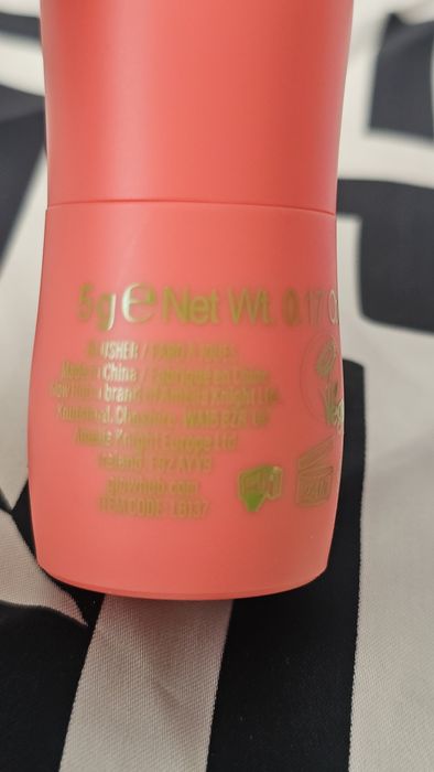 Glow Hub Buff Blush, Róż do policzków