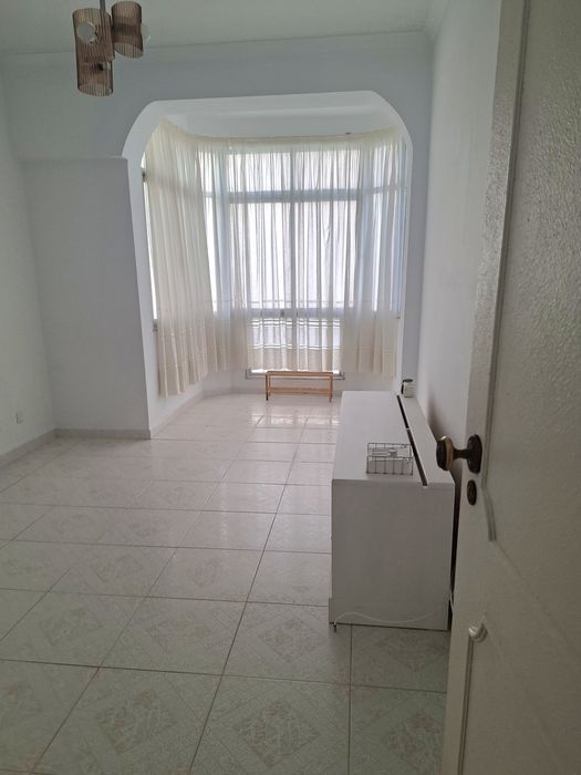 Apartamento T2  Queijas