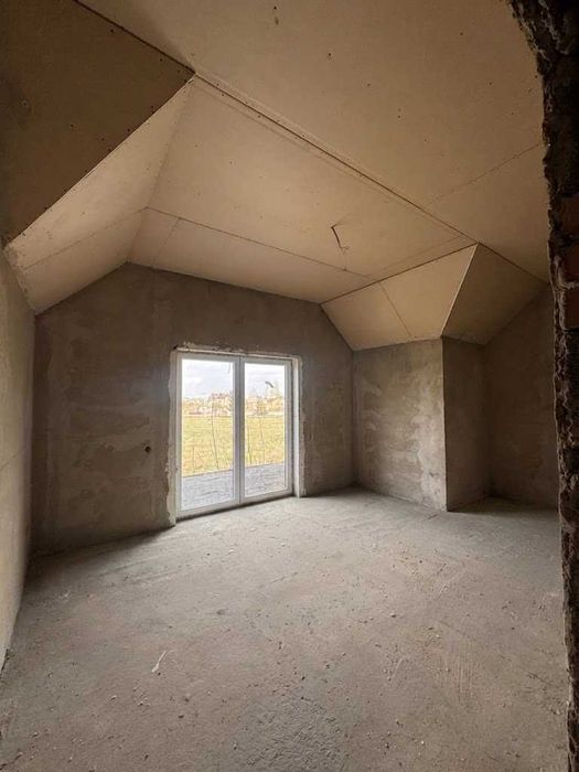 Продаж будинку в Жовкві вул. Журавлина, 39
