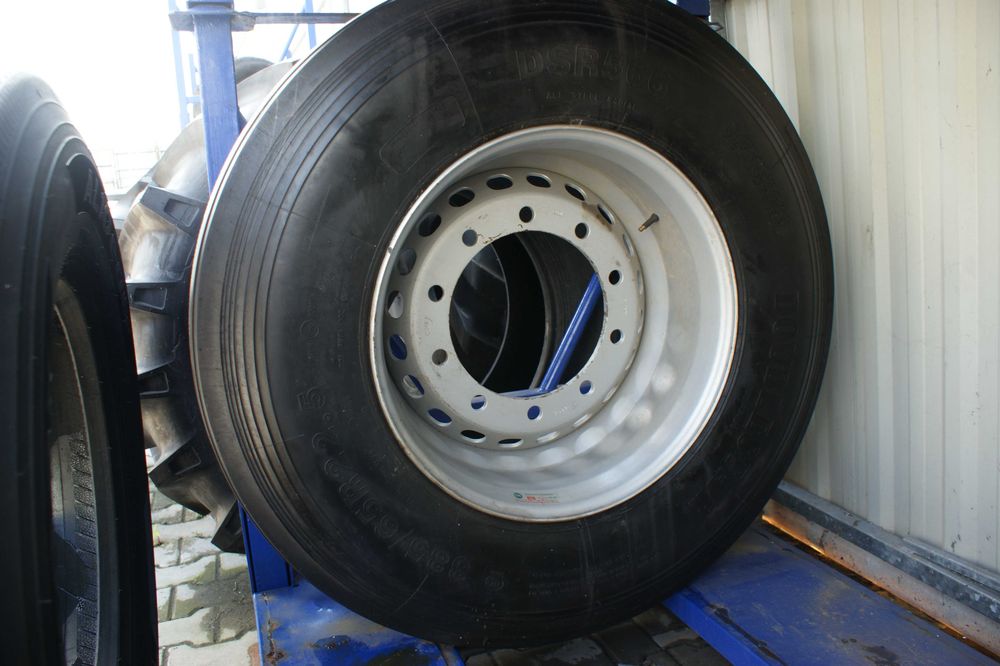koło  385/65R22.5 DUBLE STAR 566 felga Jantsa ET 0
