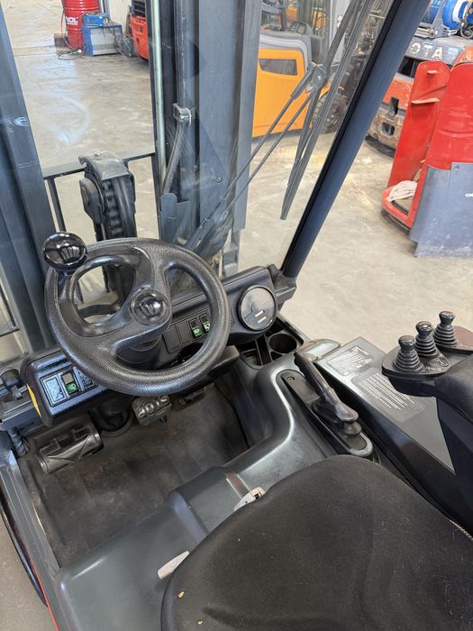 Wózek widłowy Linde E14 Mało godzin