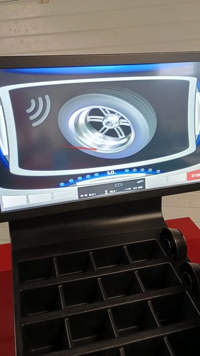 Wyważarka do kół CORGHI 9780 C PLUS