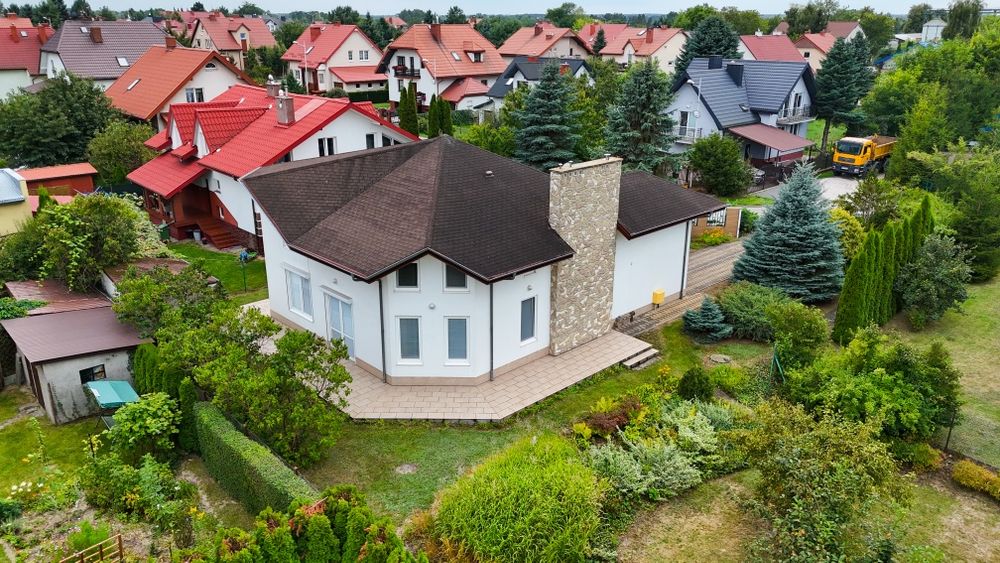 Idealny dom dla rodziny - Łęczna, spokojna okolica