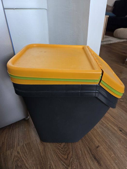 Kosze do segregacji śmieci