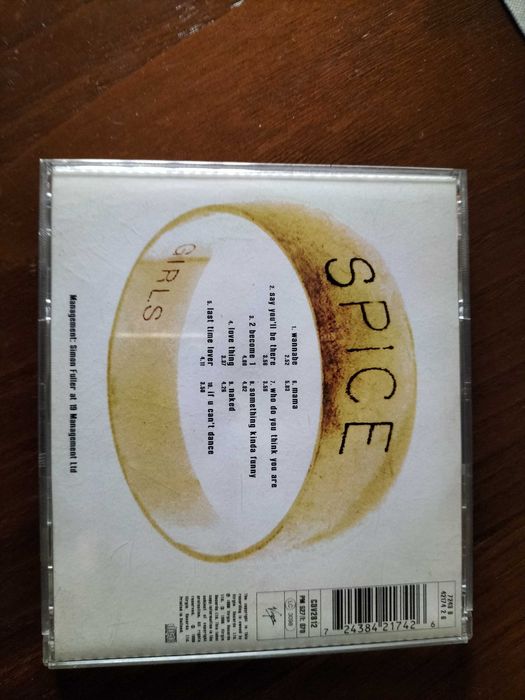 CD da banda Spice Girls em ótimo estado