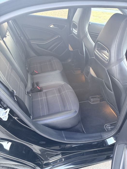 Mercedes-Benz A180d Urban